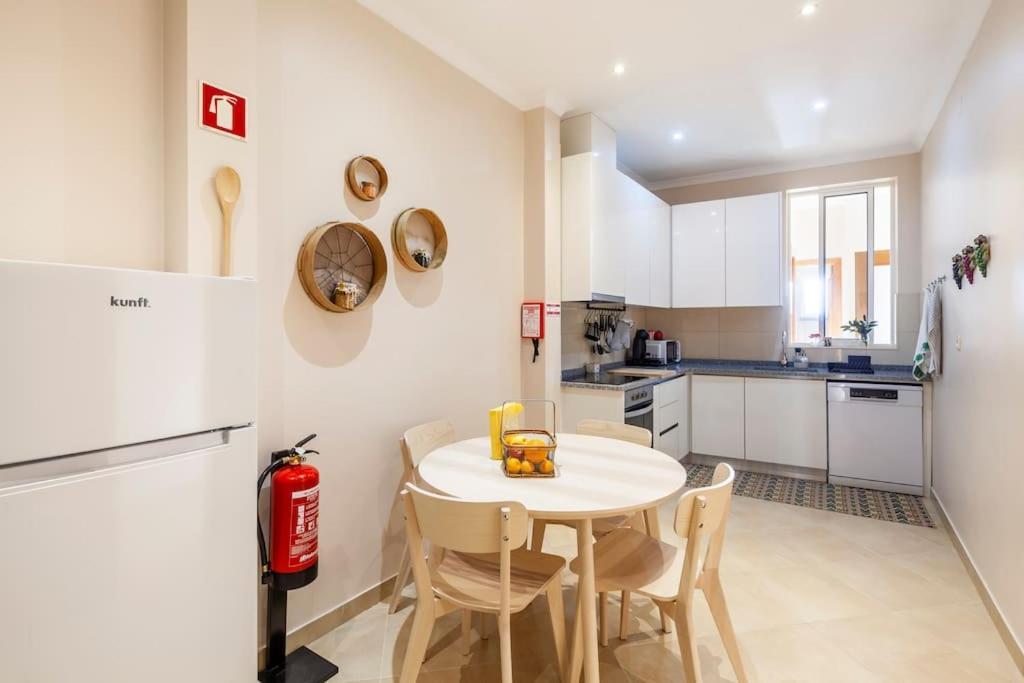 라메구 Charming 120M² In Historic Center 아파트 외부 사진